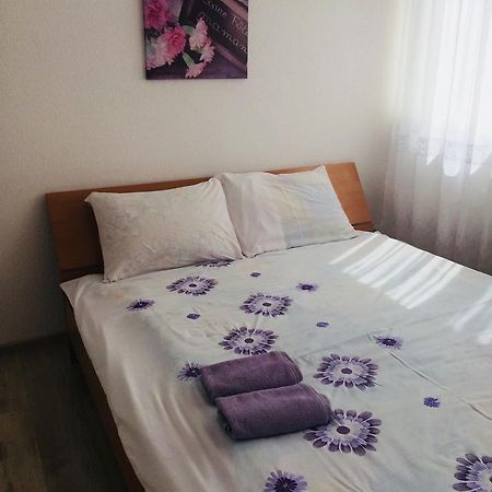 Cozy Apartment Near The Airport "Kyiv" Exterior photo